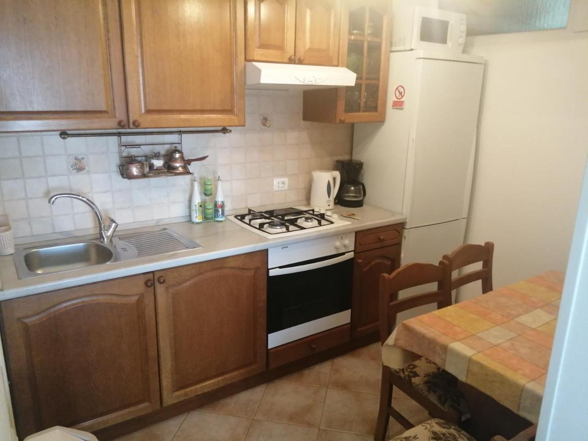 Apartments Tina Пула Екстериор снимка