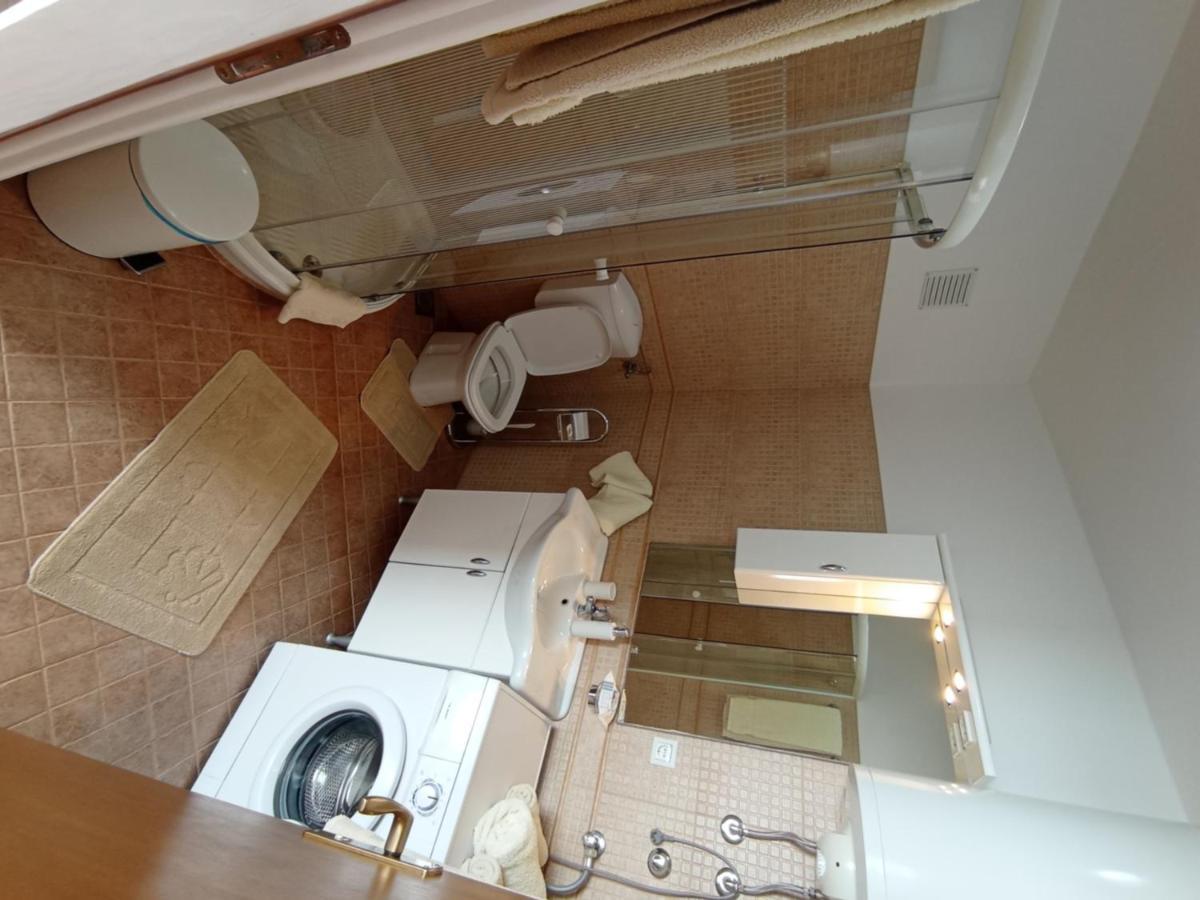 Apartments Tina Пула Екстериор снимка