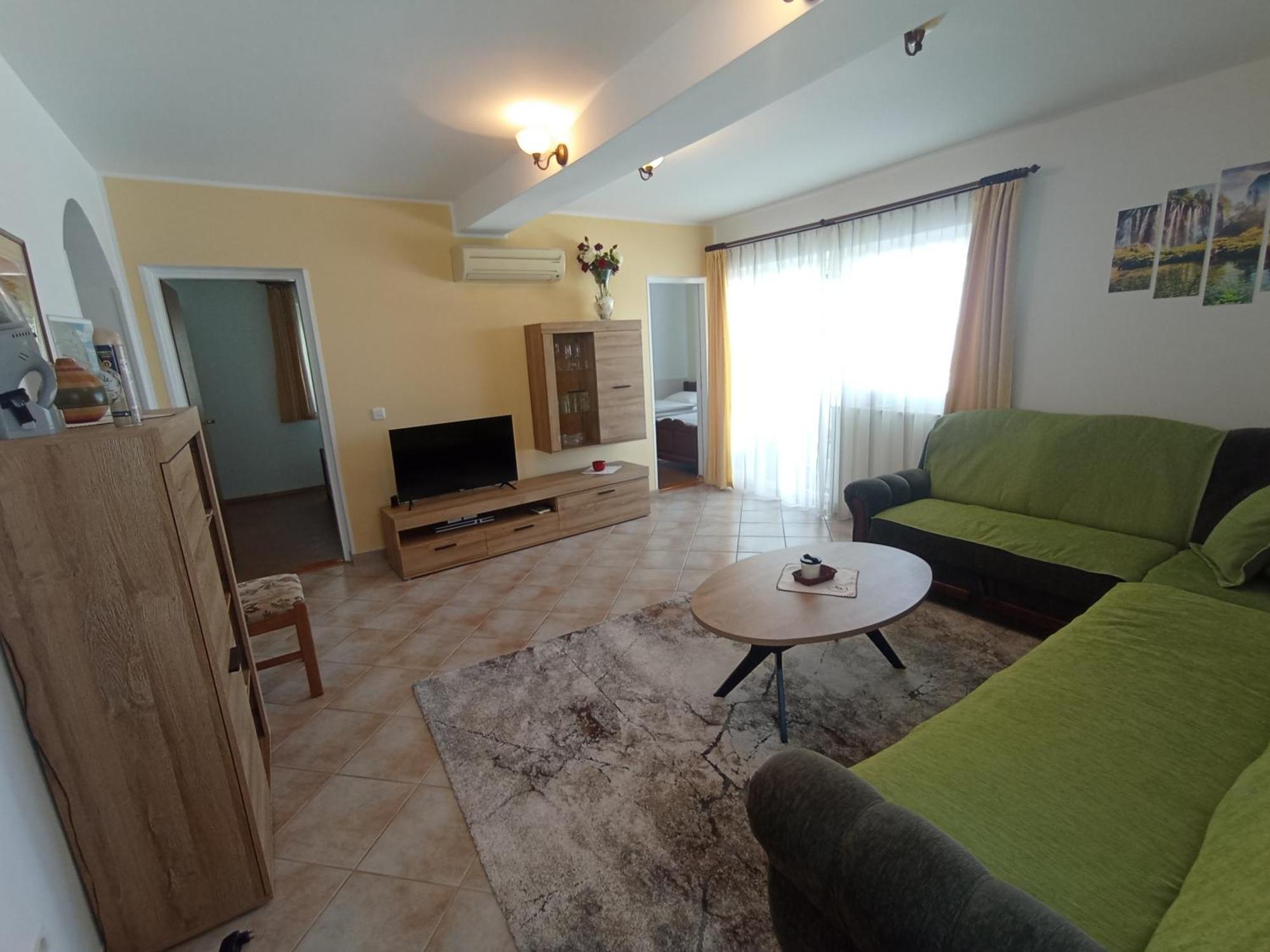 Apartments Tina Пула Екстериор снимка